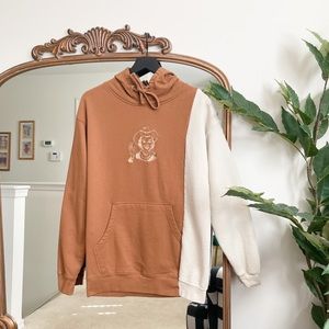 Two-Toned Colorblock Embroidered Cowgirl Pullover Hoodie Medium
